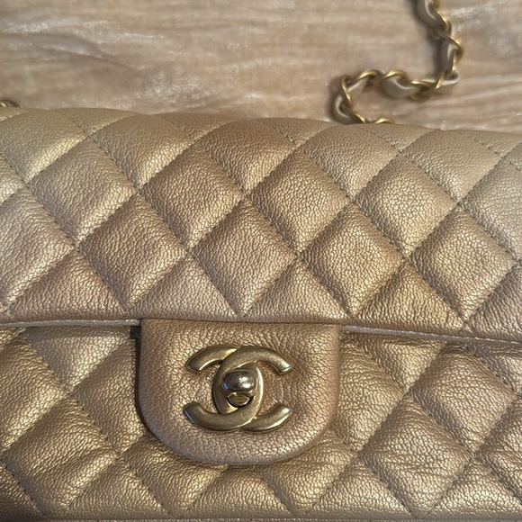 Absolutely stunning Chanelbag gold ombré , gold sparkle specs - Picture 2 of 13